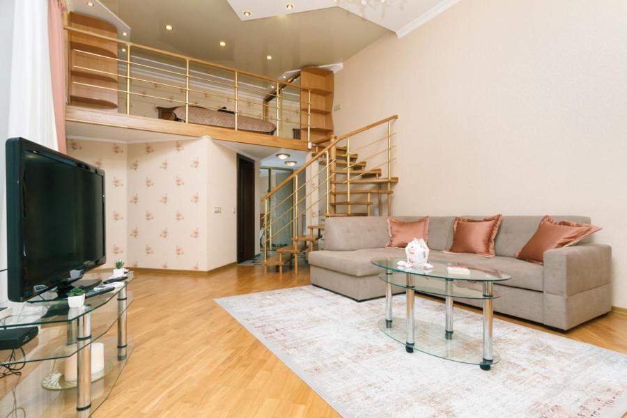 Stylish Two-Level Flat 2 Min From Khreschatyk Київ Екстер'єр фото