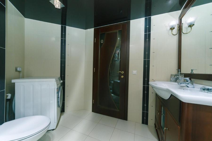 Stylish Two-Level Flat 2 Min From Khreschatyk Київ Екстер'єр фото