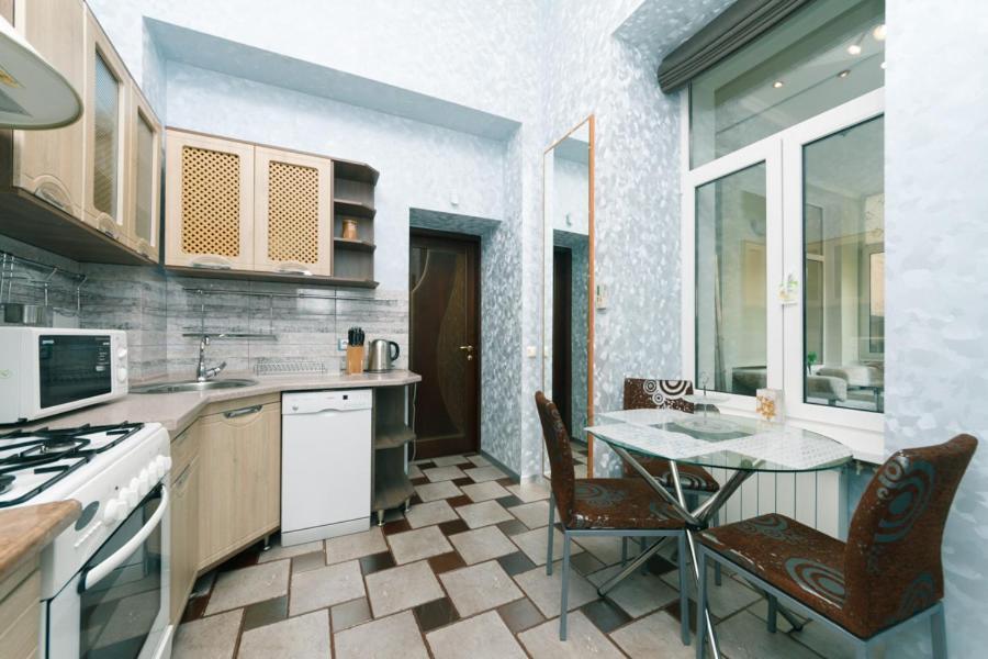 Stylish Two-Level Flat 2 Min From Khreschatyk Київ Екстер'єр фото